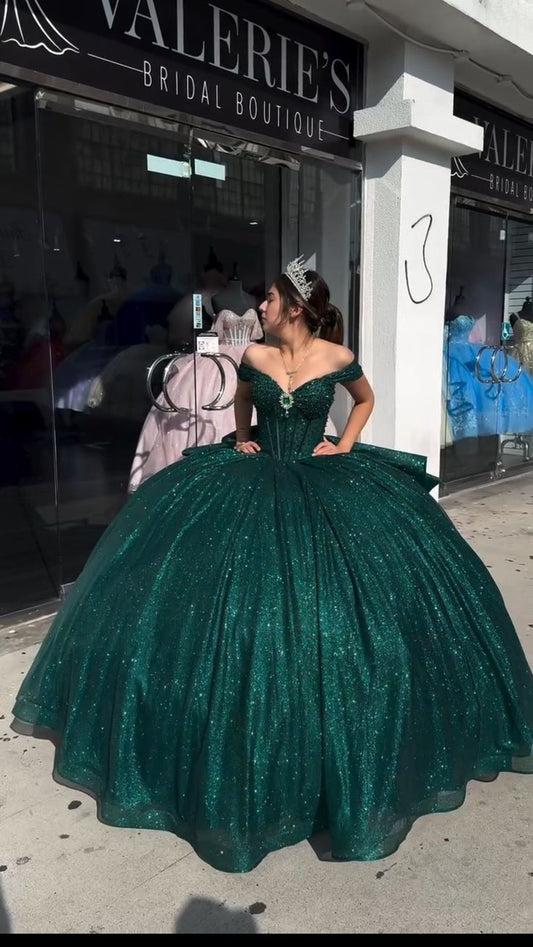 Puffy Tulle Long Quinceanera Dresses Ball Gown Off Shoulder Sweet 16 Dresses with Train Sweetheart Evening Gown       cg25143