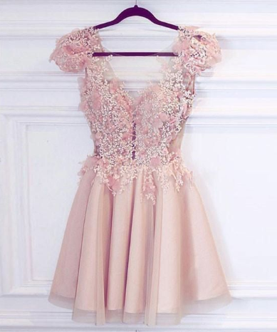 A-Line Deep V-Neck Cap Sleeves Pink Tulle Short Homecoming Dress with Appliques cg1051