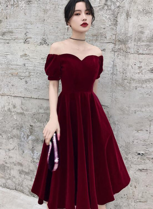 Wine Red Short Velvet Evening Dresses, Off Shoulder Prom Dresses Bridesmaid Dress   cg16388