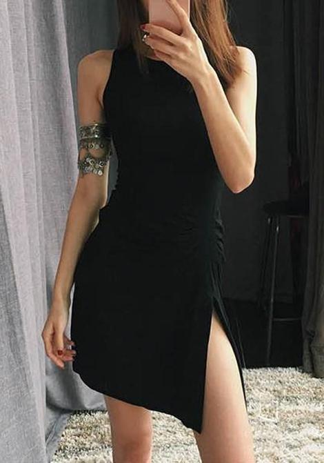 Casual Black Plain Side Slit Round Neck Mini Homecoming Dress     cg22927