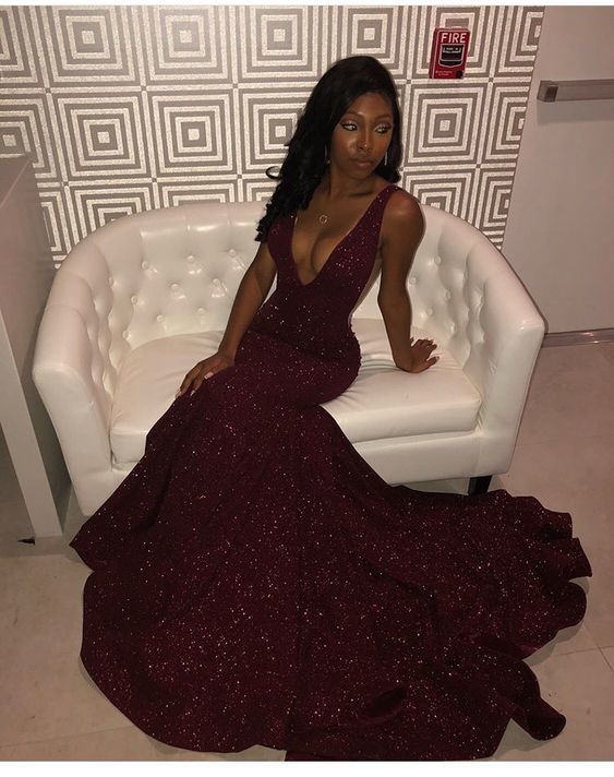 2019 V neck Sequin Burgundy Mermaid Prom Dress cg2617