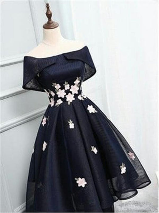 Off-the-Shoulder Black Organza Homecoming Dresses With Handmade Flower , Short homecoming Dresses cg32