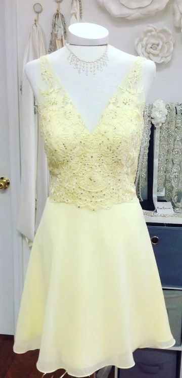 V Neck Short Yellow Homecoming Dress cg3984