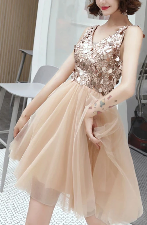 Sparkly V Neck Short Tulle Homecoming Dress, Shiny Above Knee Graduation Dress  cg4966